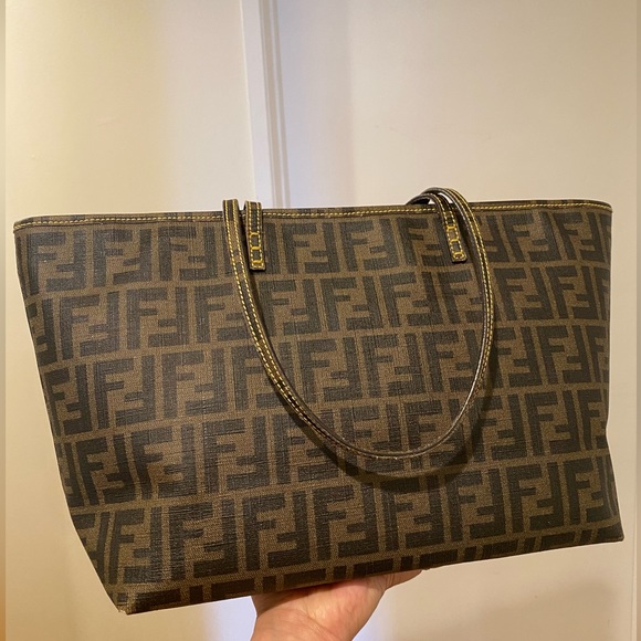 Fendi Tote Zucca Coated Canvas Medium - Picture 3 of 16